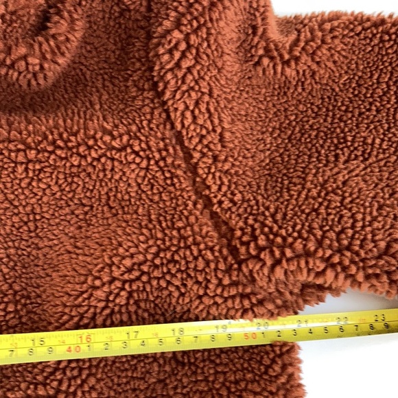 Elodie Nordstrom faux shearling rust brown, zip closure, pocket, collar jacket. - Picture 14 of 16